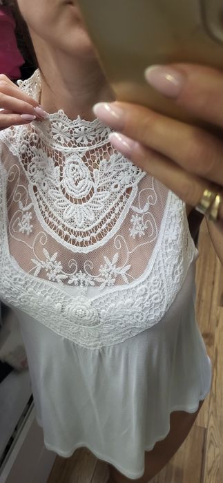 Bluzka damska .biala