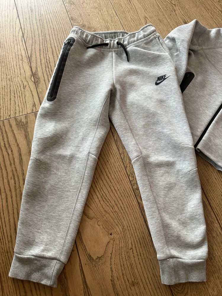 Dres Nike Tech Nike
