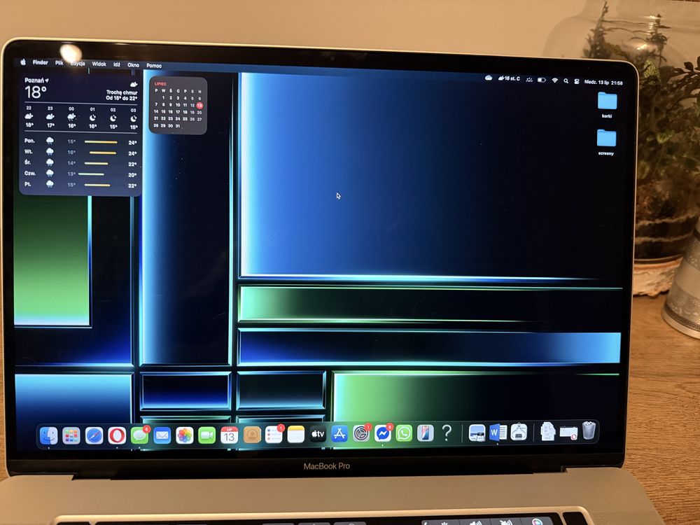 MacBook Pro 16" | Intel Core i9 | 16 GB RAM | SSD