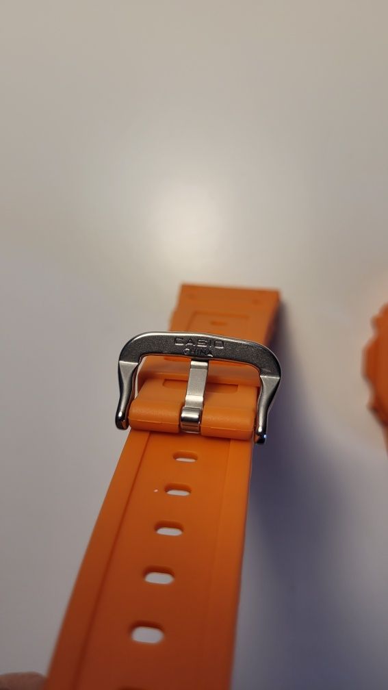 Zegarek Casio G-Shock DW-5600 bezel I pasek pomarańczowy nowy zestaw