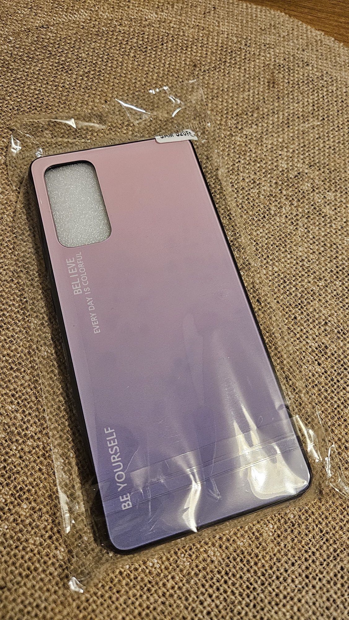 Nowe etui do Samsung S20 fe fioletowo-rózowe plecki