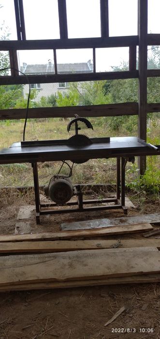 Продам деревообрабатывающий продольный станок