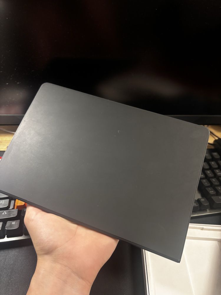 Samsung Galaxy Tab S9 FE Wi-Fi (SM-X510) • Ідеальний стан • чохол у пд