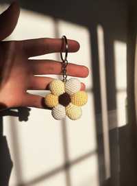 Porta-chaves flor artesanal de crochet