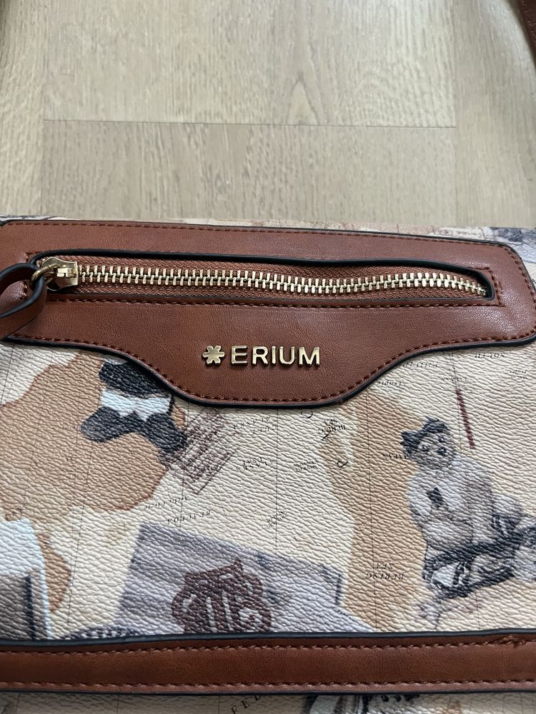 Mala a tiracolo da erium de senhora