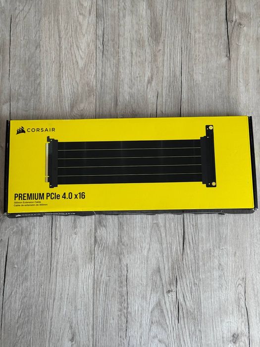 Подовжувач PCI Express Corsair Premium-PCIe 4.0 x16, 300 mm