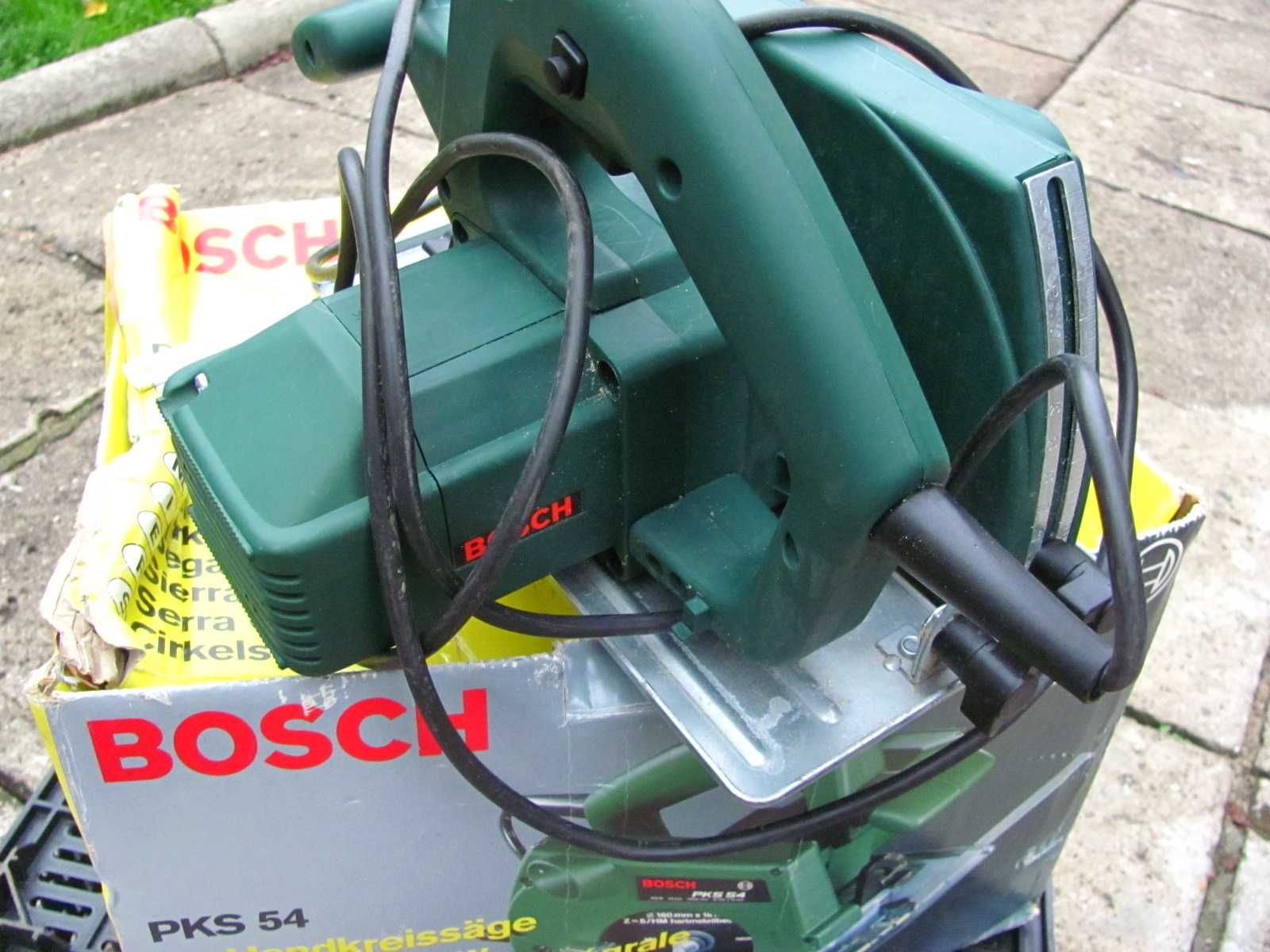 Piła pilarka tarczowa elektryczna ręczna Bosch do drewna