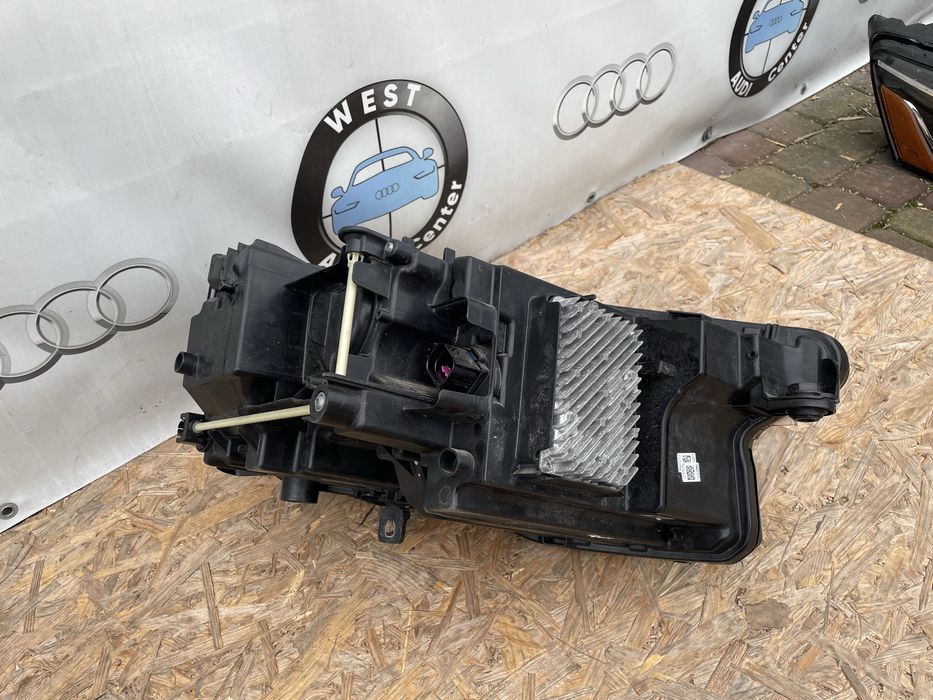 Фари передні Matrix Audi Q4 E Tron 89A фари ауді е трон ку4 матричні