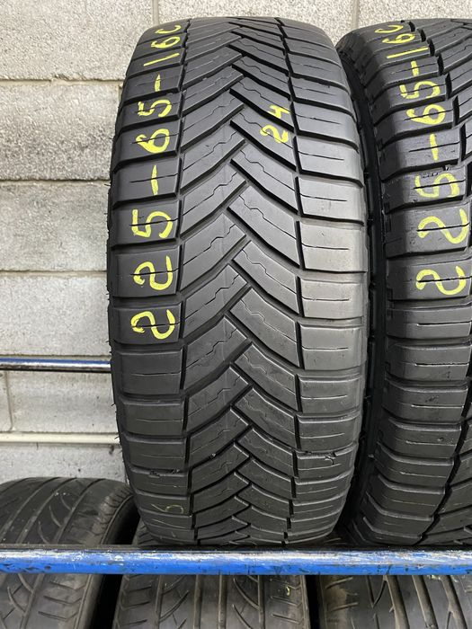 Всесезонні шини 225/65 R16C MICHELIN
