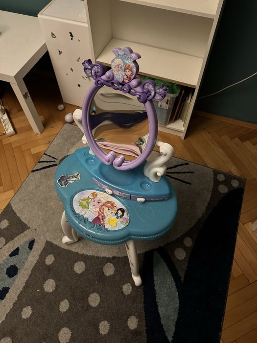 Toaletka dla dziewczynki