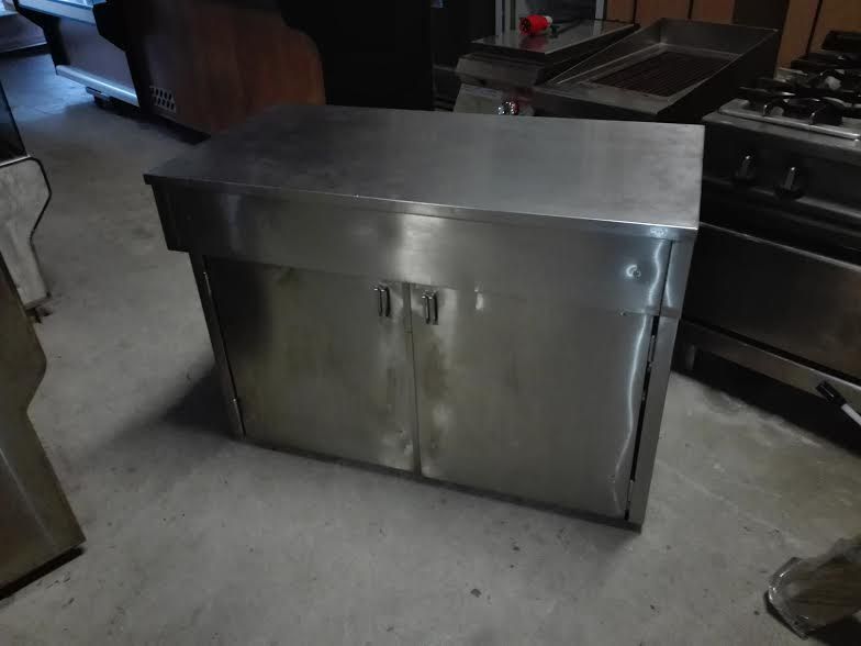 Bancada inox c/ portas abrir 1200x630 mm