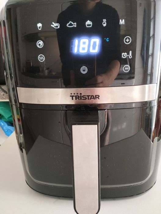Air fryer (fritadeira de ar quente) TriStar Nova