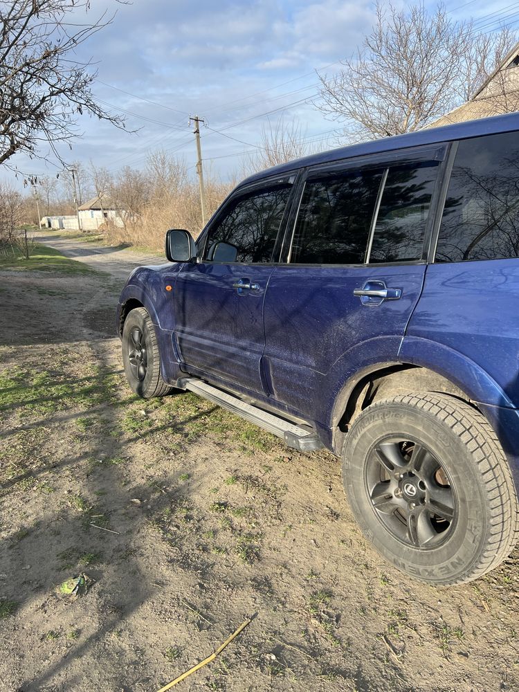 Mitsubishi Pajero Wagon