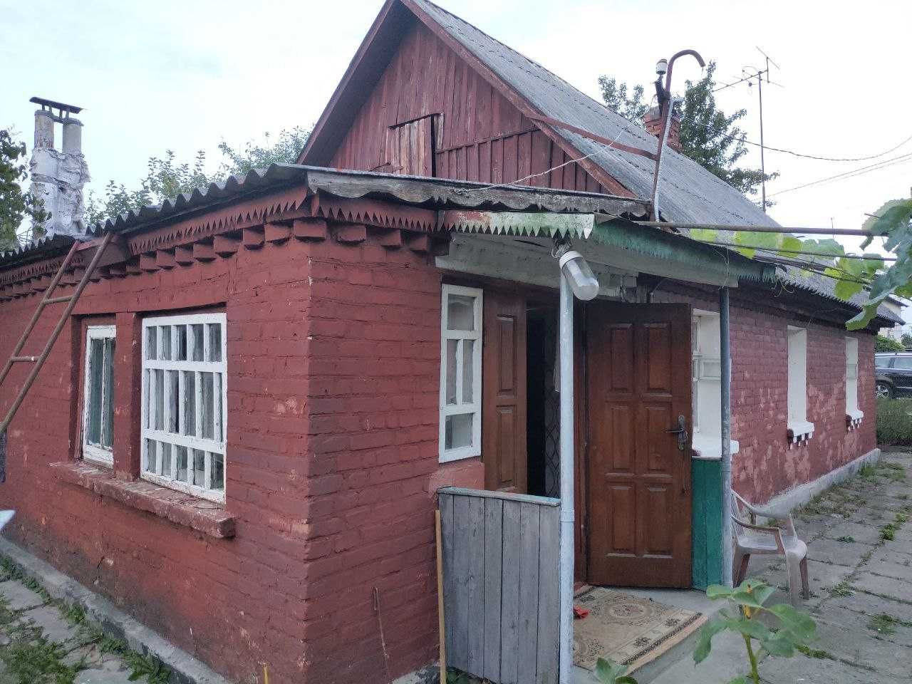 Продається житловий  Будинок 2-кімнати Крошня