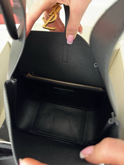 Сумка Yves Saint Laurent Le 5 A 7 Black Gold
