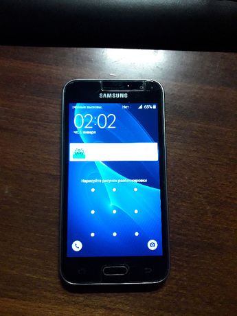 Смартфон Samsung SM- j120h. Samsung Galaxy J1. Оригинал.