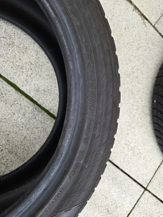 Opony zimowe YOKOHAMA 245/45/18 - 2020 rok