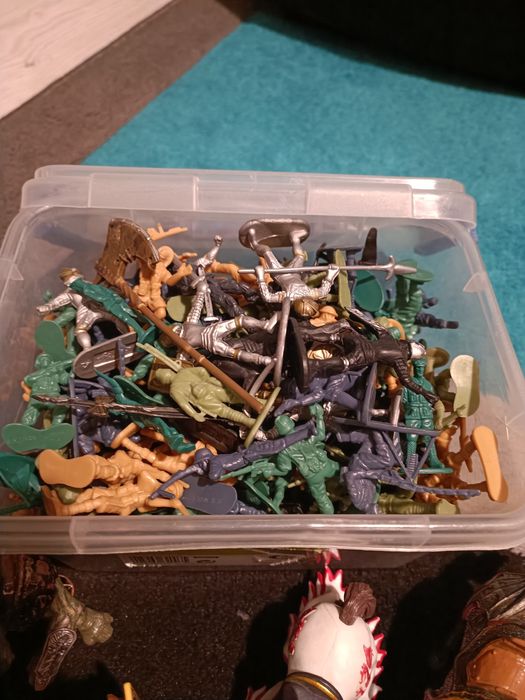 Figurki żołnierzyków