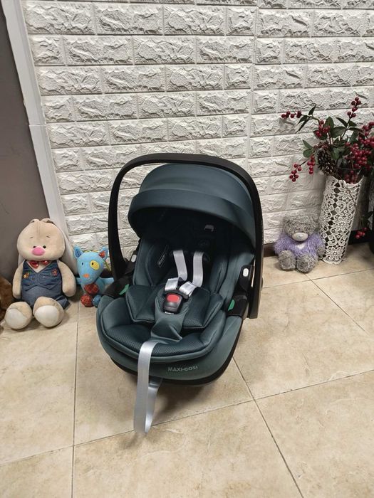 Автокрісло MAXI-COSI Pebble 360 PRO Група 0+ (0-13 кг) автолюлька