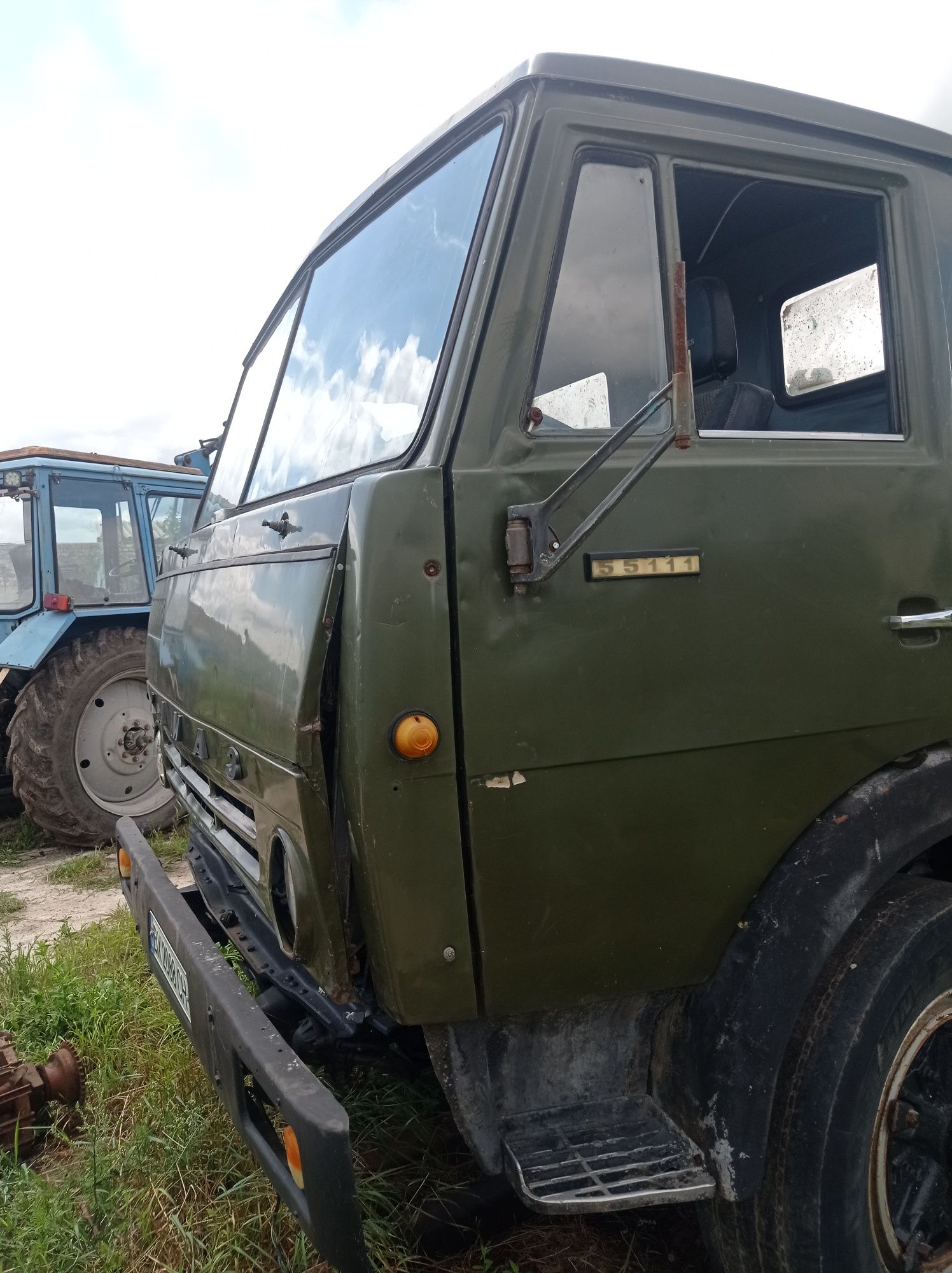 Кабіна автомобіля Камаз бувша у використані.