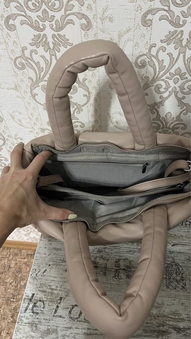 Сумка з еко шкіри в ідеальному стані