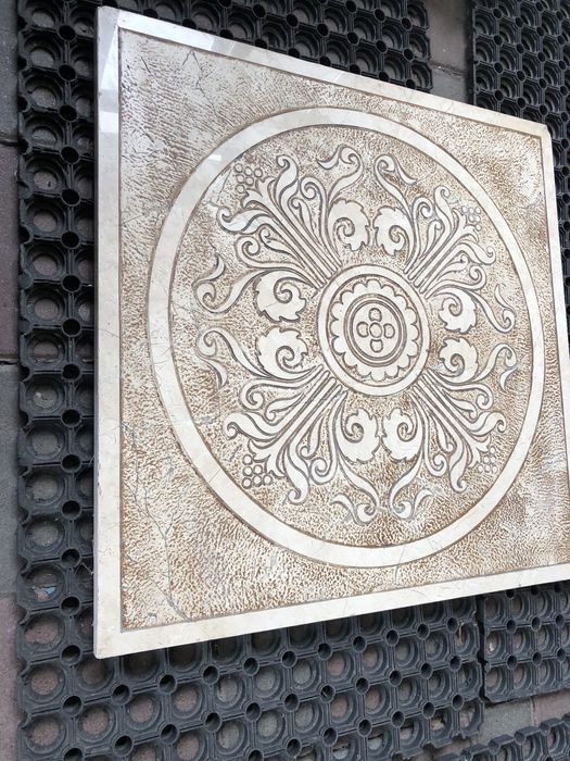 Плита мраморная с фрезерным рисунком полированая