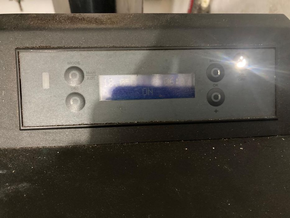 Salamandra a pellets - Quase Nova