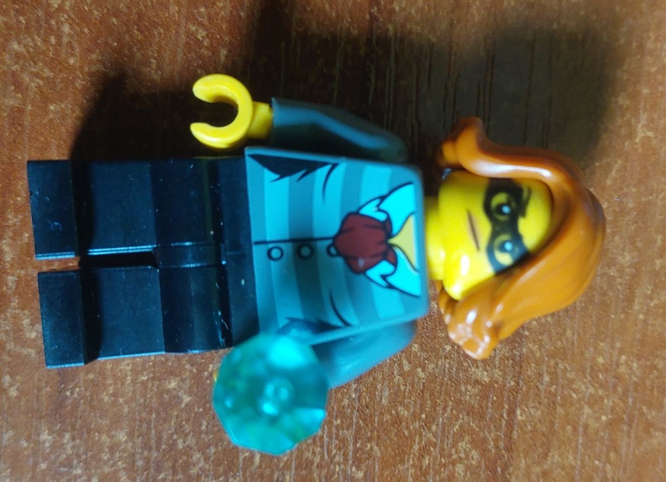 Figurka Lego City Złodziejka + Diament