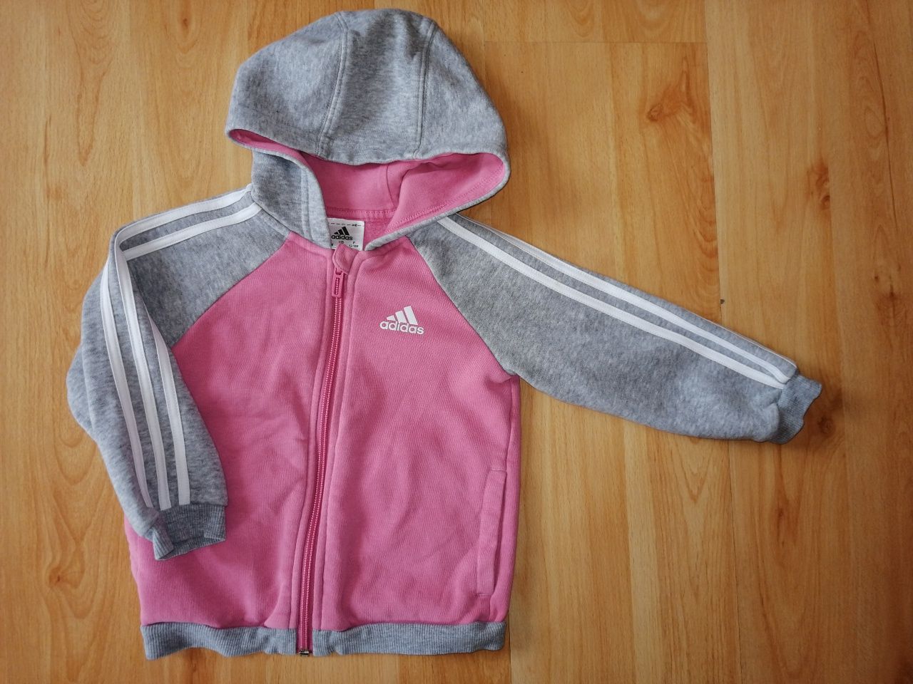 Oryginalna bawełniana bluza firmy ADIDAS na 86cm
