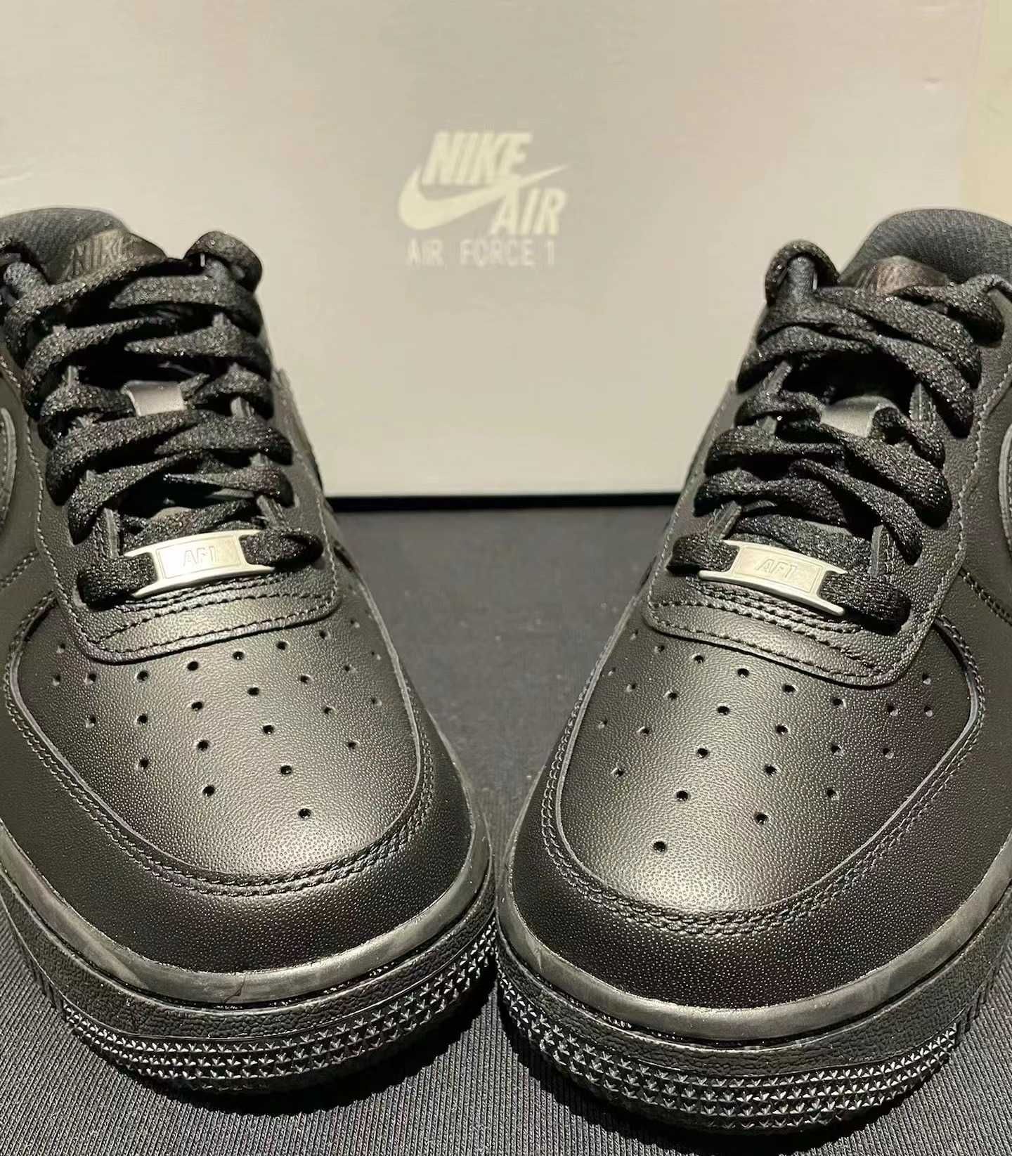 Nike Air Force 1 '07 Black 44