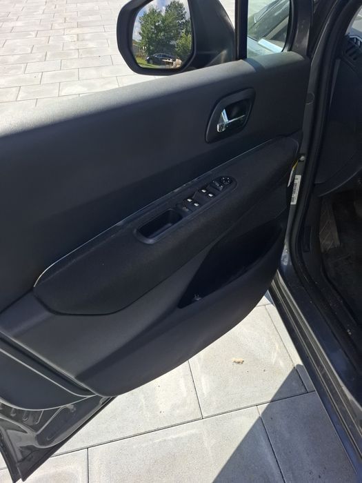 Peugeot 5008 2.0D oszczędny,  dynamiczny, przestronny