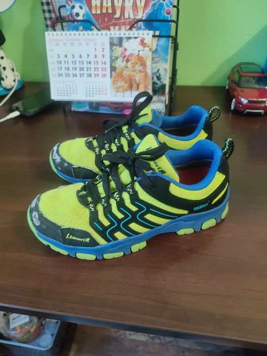 Кросівки на хлопчика 37р,  стелька 23,5см