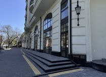 Коммерческое помещение 136 м² в центре Одессы. Панорамные окна