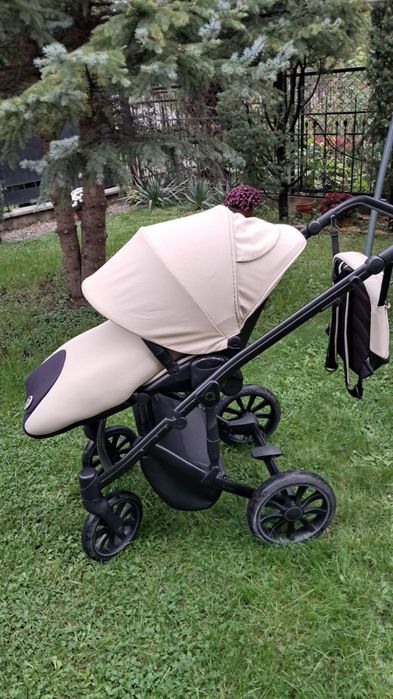 Продається дитяча коляска
