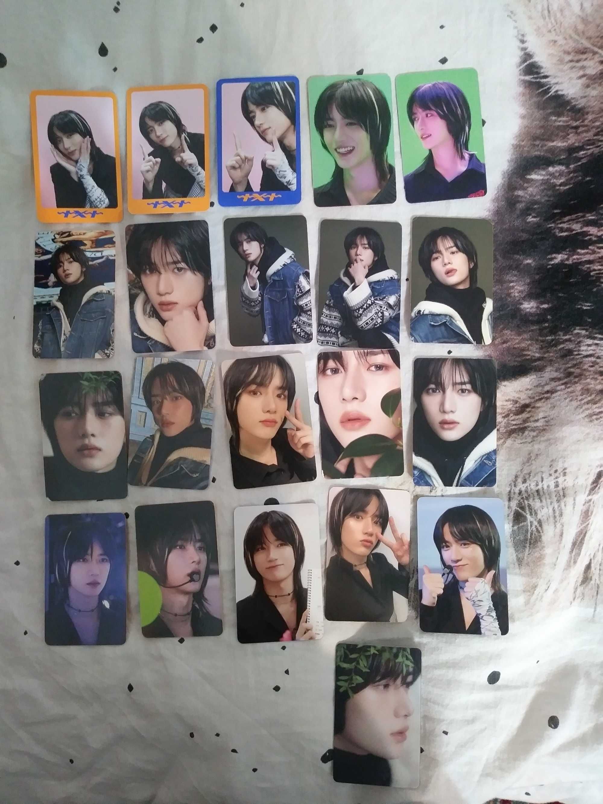 TXT- karta- karty- Yeonjun- Soobin- Taehyun- Beomgyu- Kai-BTS- Omega X
