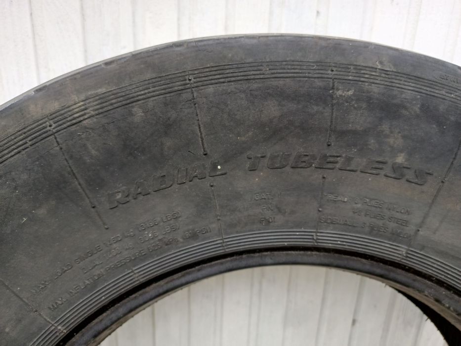 Opona Stomil - Olsztyn 8.5 R 17.5 przyczepa przyczepka