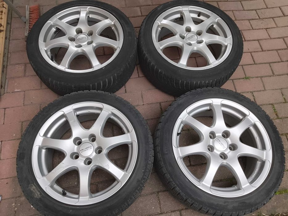 4 koła z oponami zimowymi do Hondy Civic VIII