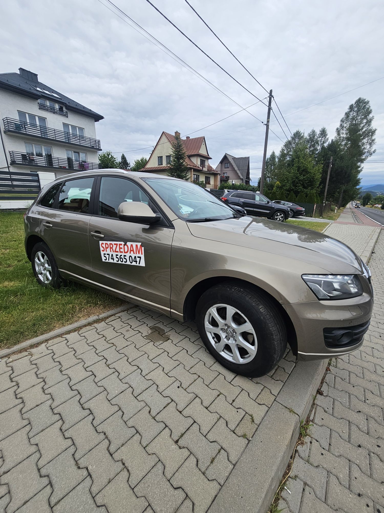 audi Q5 godna uwagi, zadbana ekinomiczna.Bogata wersja.