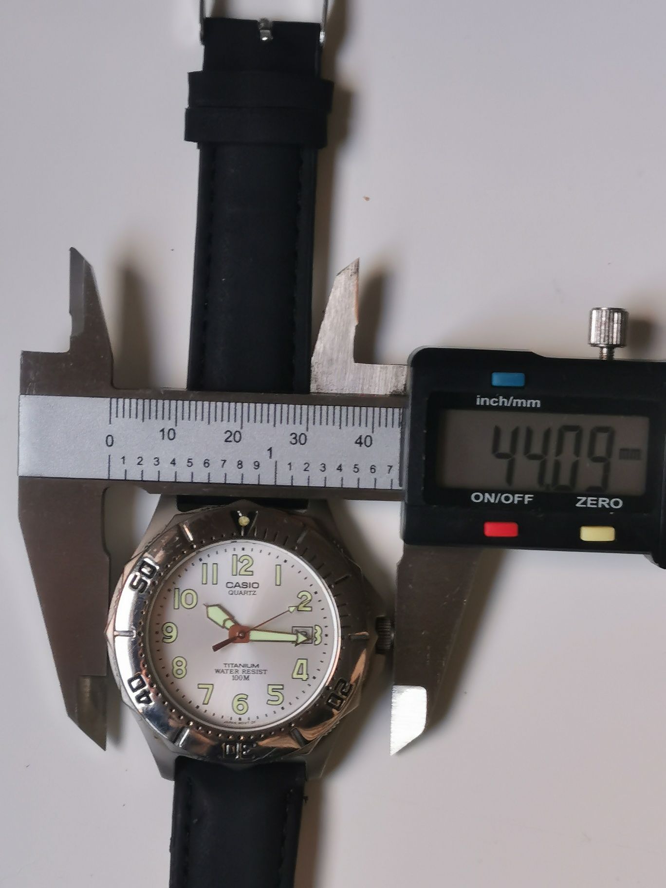 Relógio Casio Titanium