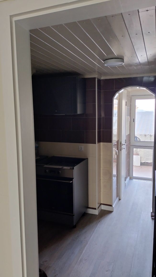 Casa individual para alugar T1