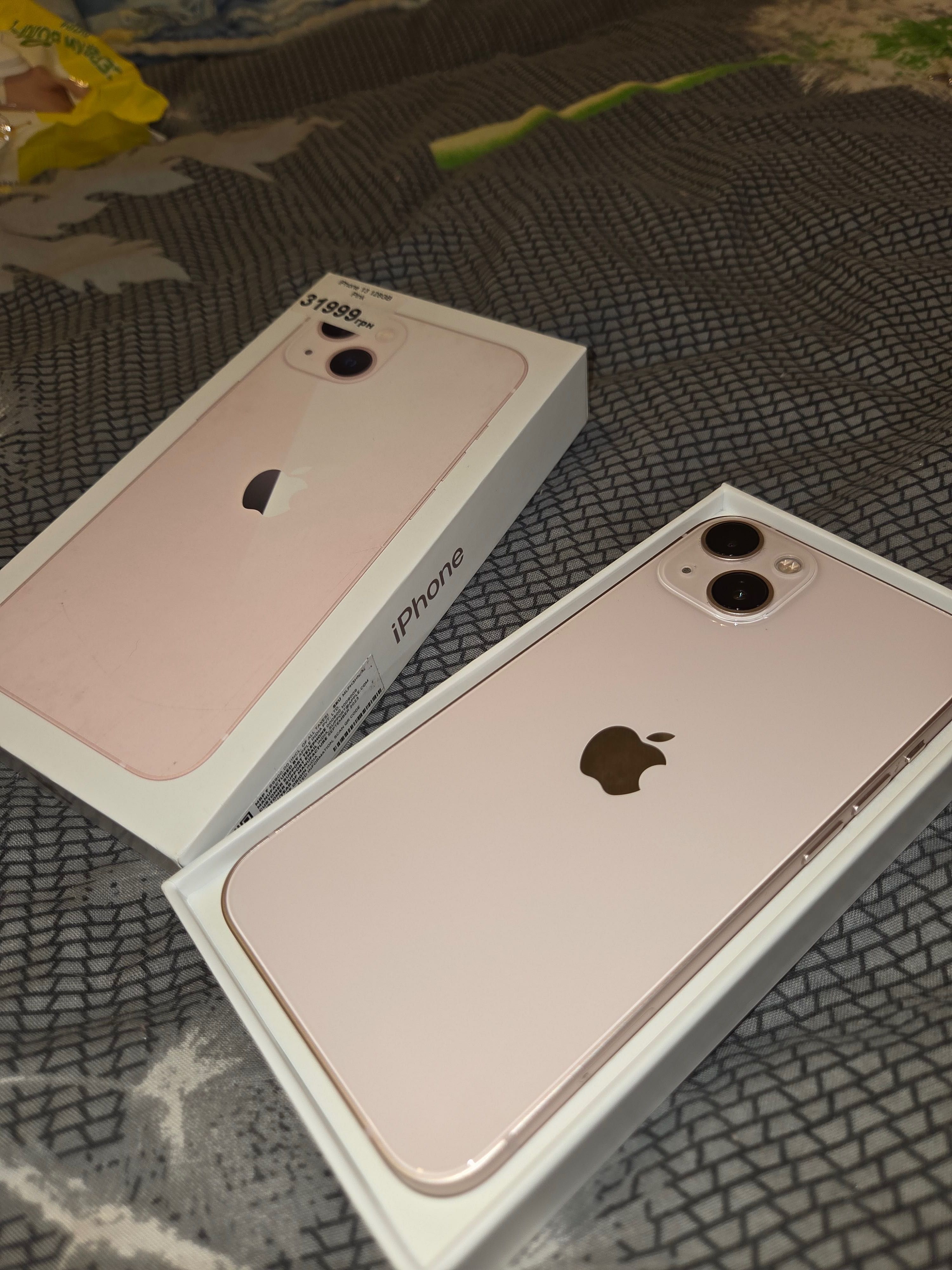 iPhone 13 ( оригінал)