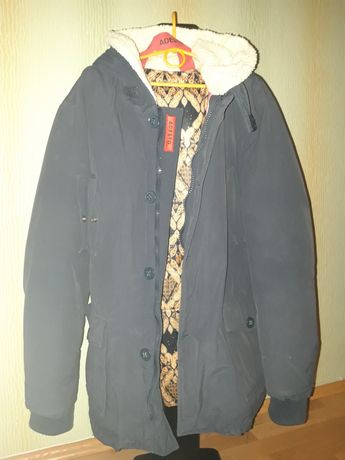 Зимняя тёплая куртка L