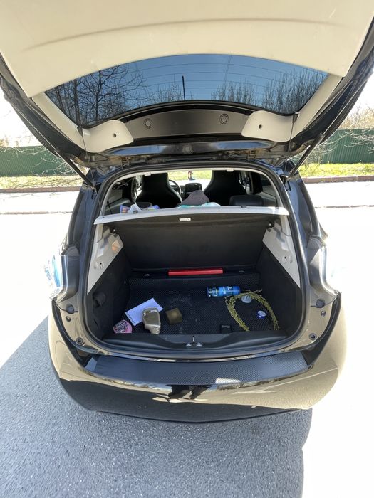 Продам Renault zoe