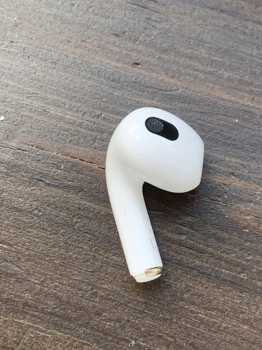Продам airpods 3 лівий повністью роб
