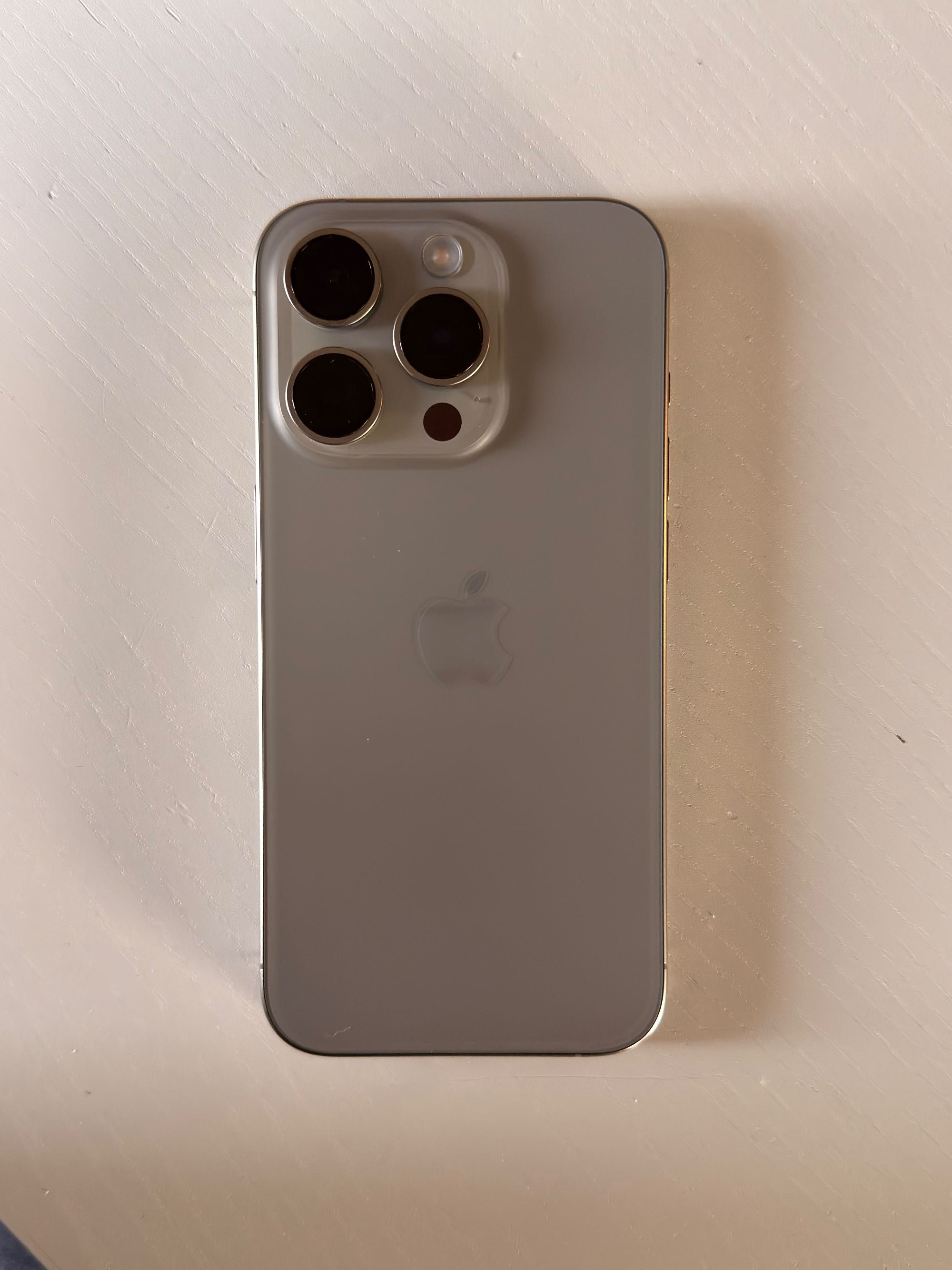 iPhone 15 Pro 256 Gb Titanium Natural