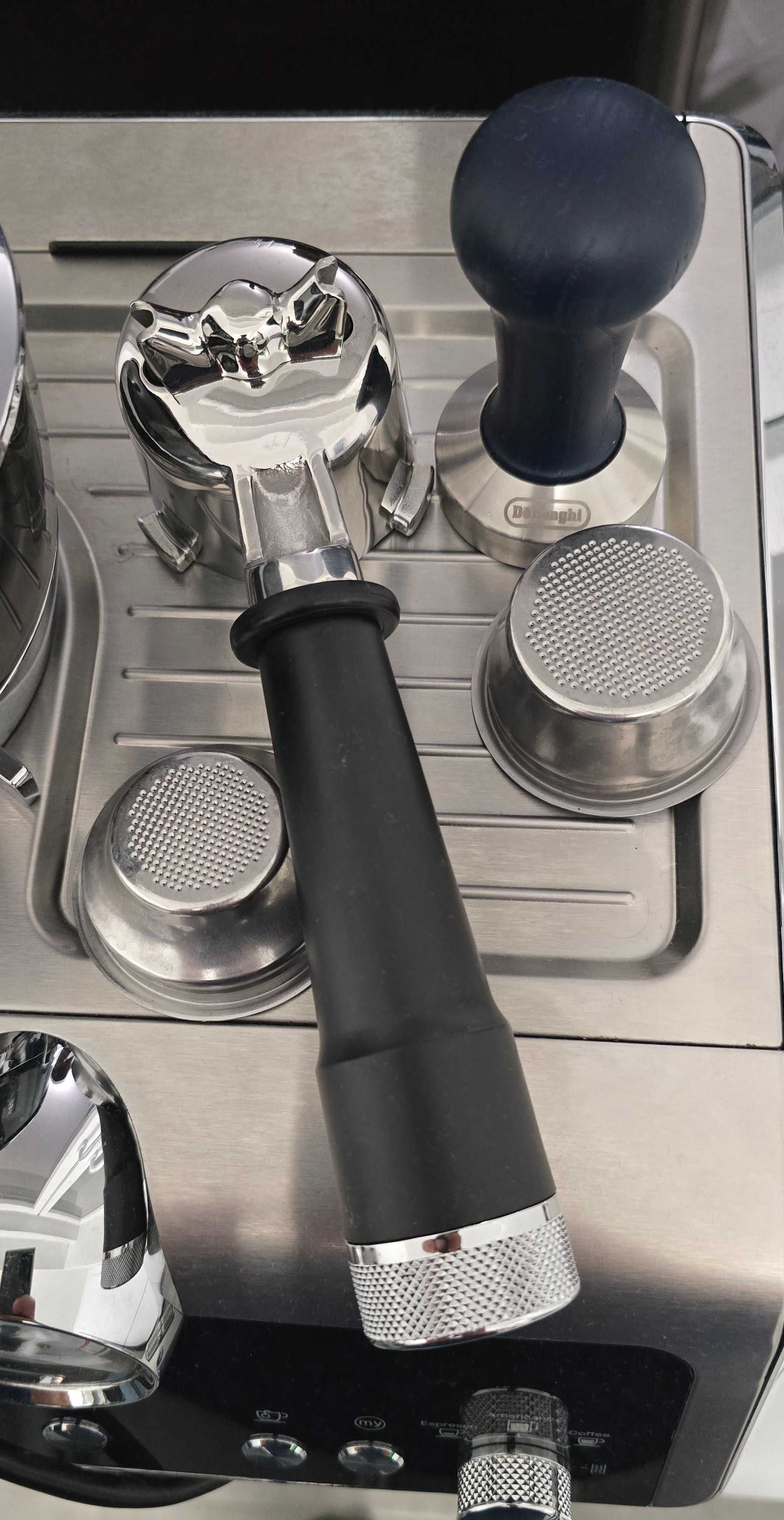 DeLonghi La specialista Automat do kawy kolbowy