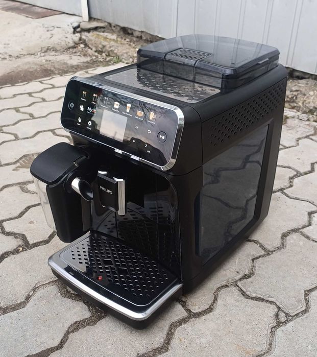 Кавомашина Філіпс Philips Series 5400 EP5441 EP5447 молочник LatteGo