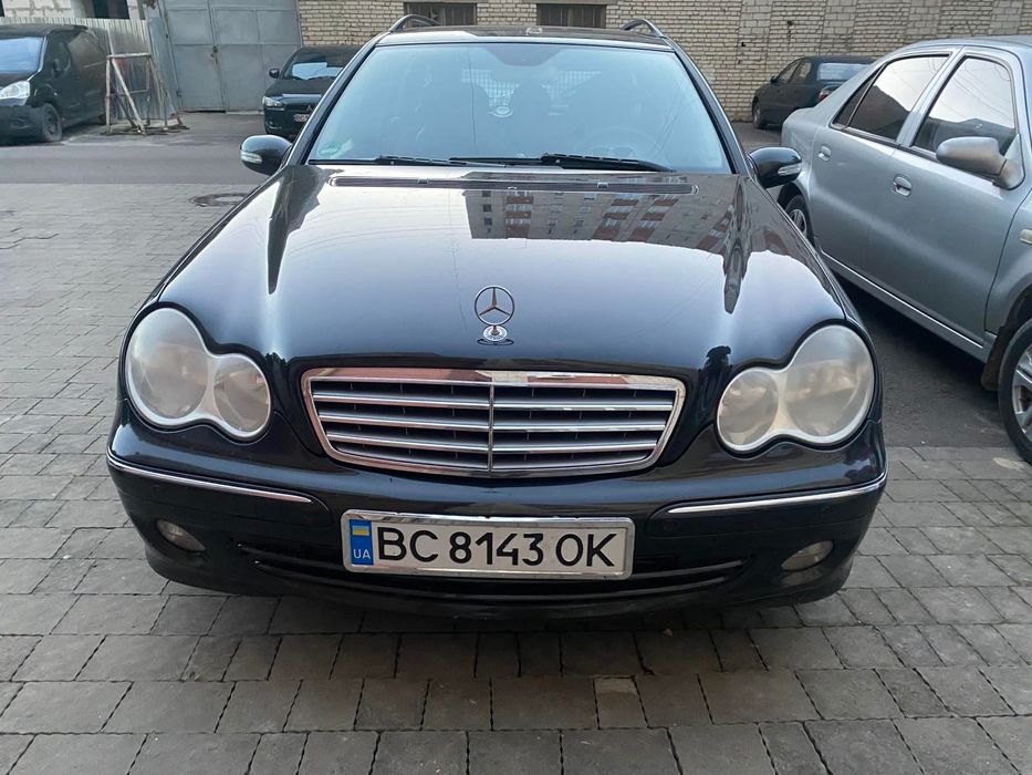 Мерседес. С-200 компресор