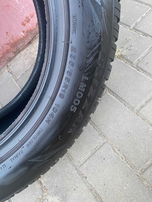 2 зимові шини R18 235/55 104H Bridgestone Blizzak LM 005 2024 року