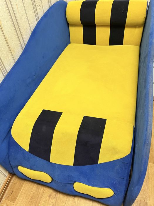 Дитячий розкладний диван